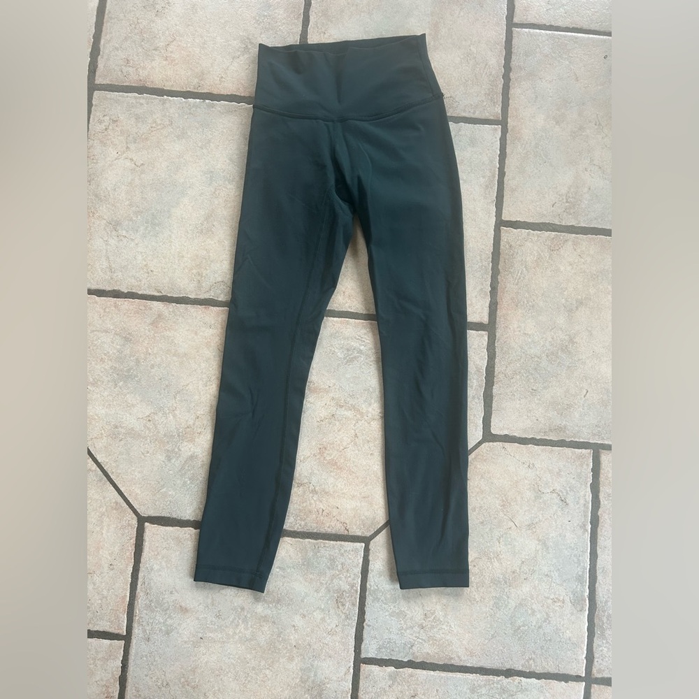 ⭐️SOLD⭐️Lululemon Wunder Under Leggings